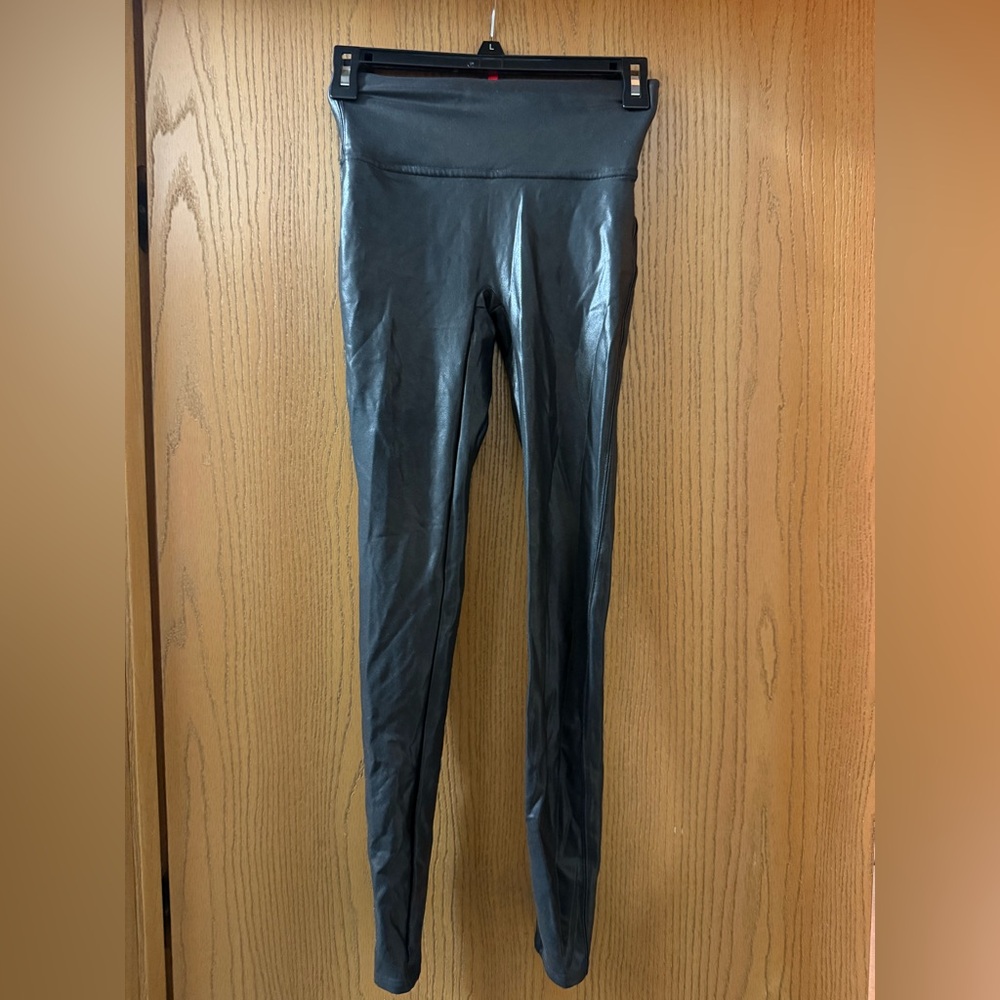 SPANX Black Glossy Leggings S/P Great Condition!